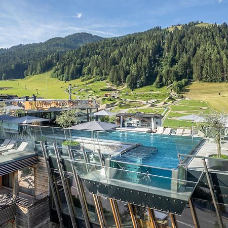 Hotel Salzburger Hof Leogang Exteriör bild