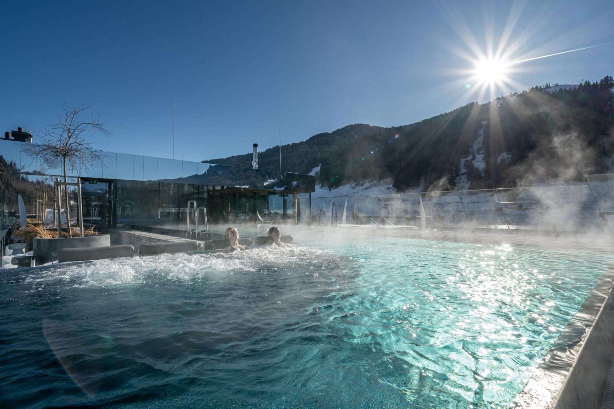 Hotel Salzburger Hof Leogang Exteriör bild