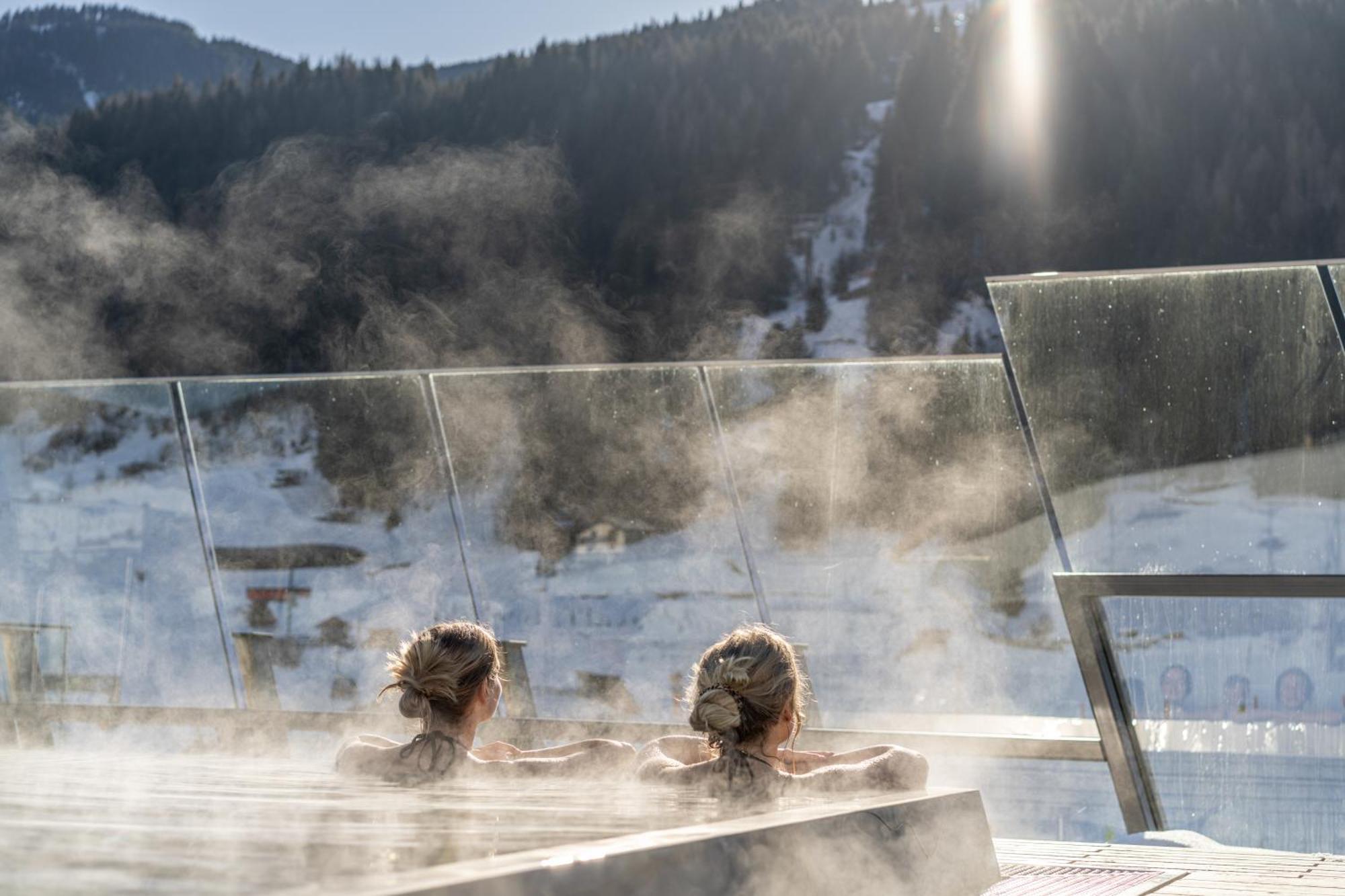 Hotel Salzburger Hof Leogang Exteriör bild