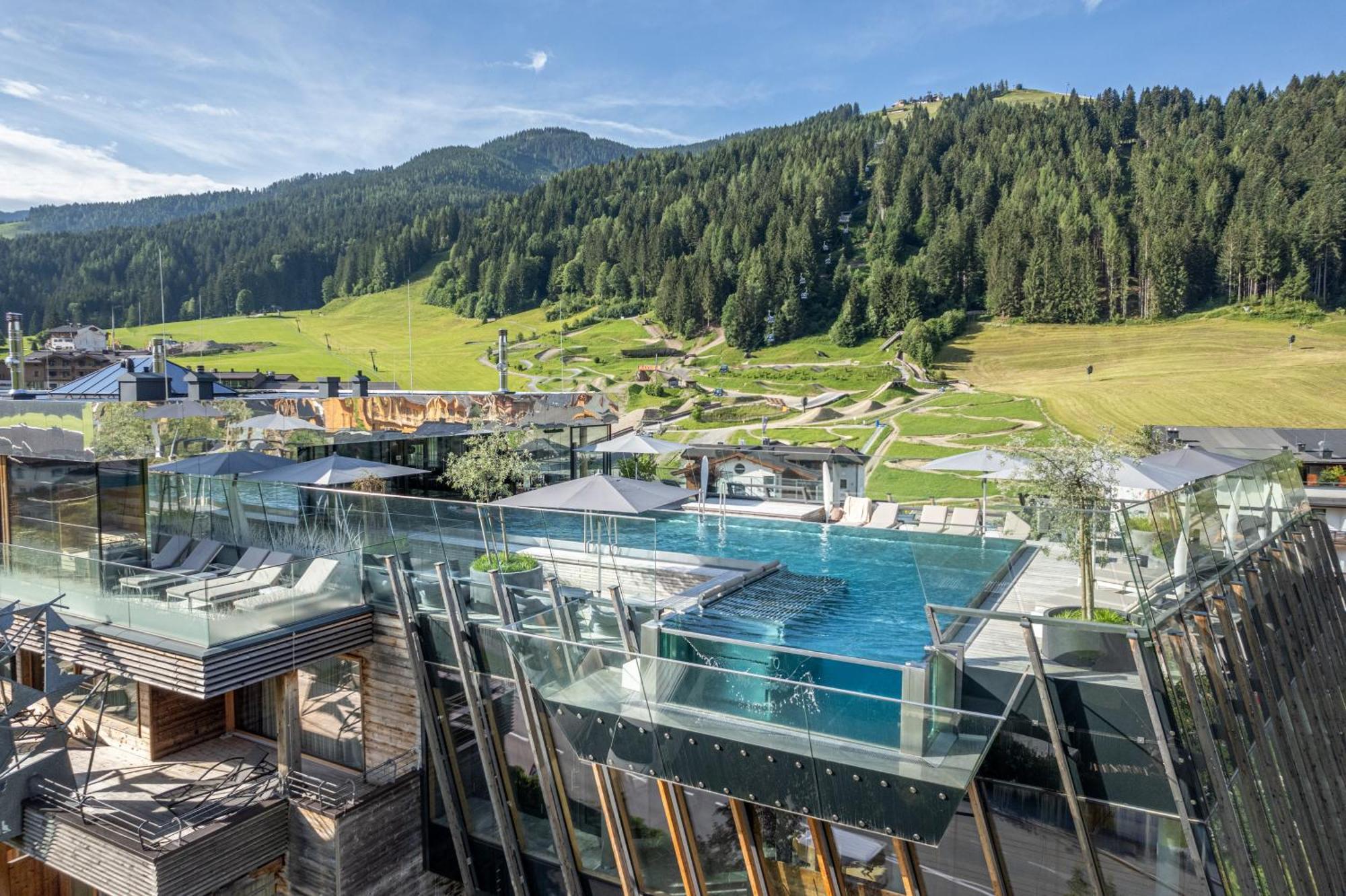 Hotel Salzburger Hof Leogang Exteriör bild
